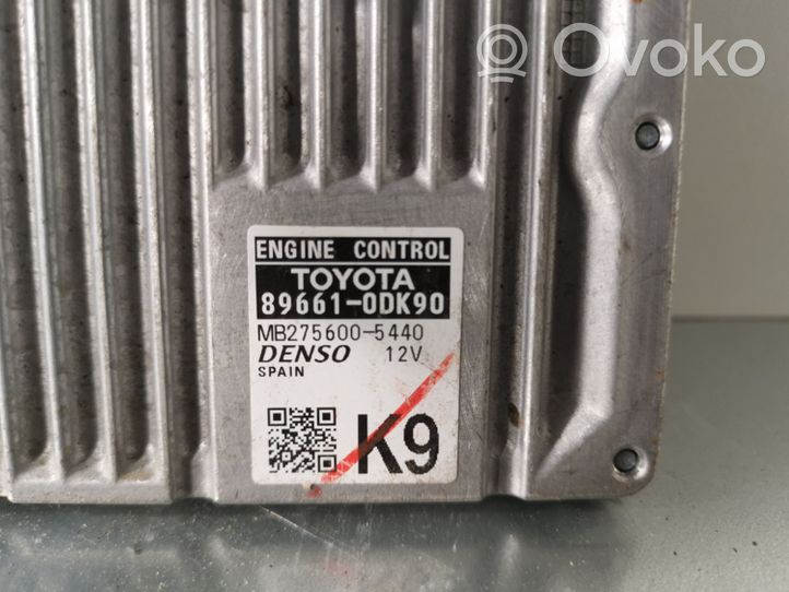 Toyota Yaris Variklio valdymo blokas 896110DK90