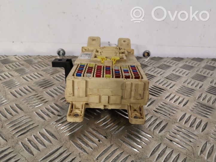 KIA Stonic Fuse module 