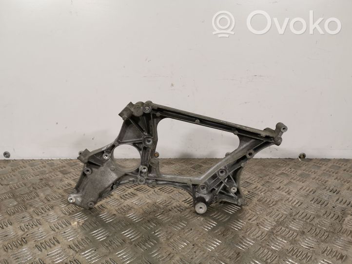 Infiniti Q50 Supporto del generatore/alternatore 