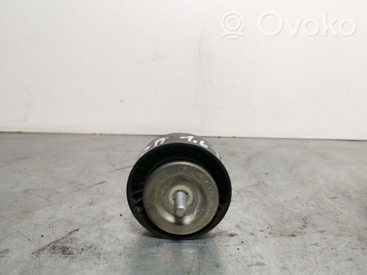 Mercedes-Benz A W176 Poulie renvoi/transmission, courroie 