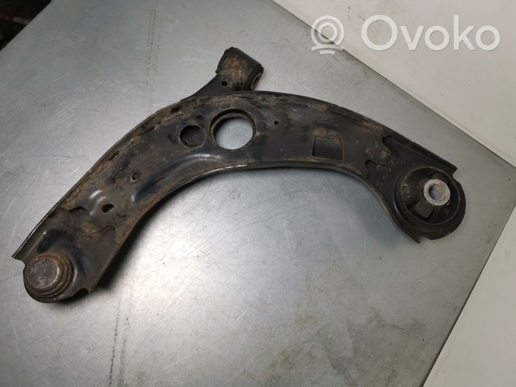 Mazda CX-3 Braccio di controllo sospensione anteriore inferiore/braccio oscillante 