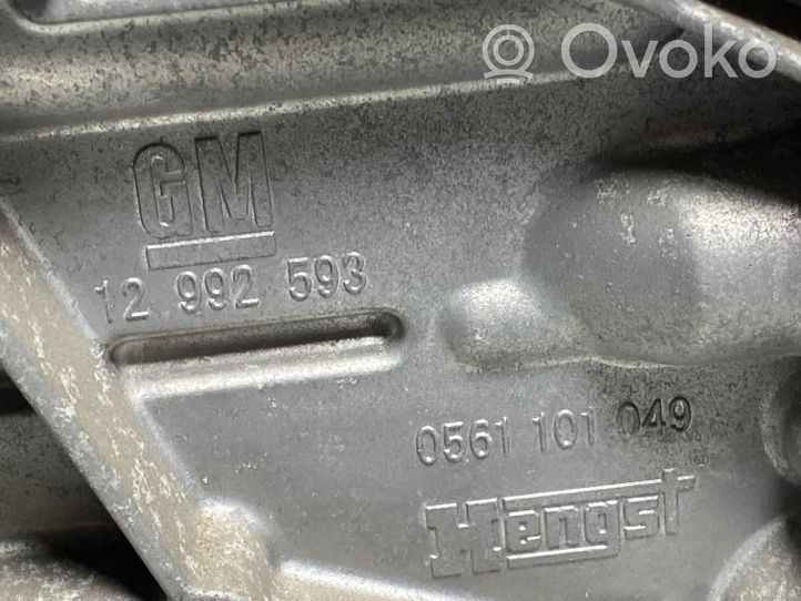 Opel Mokka Supporto di montaggio del filtro dell’olio 