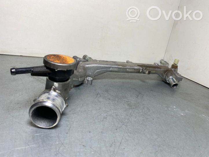 Subaru XV II Manguera/tubo del líquido refrigerante 