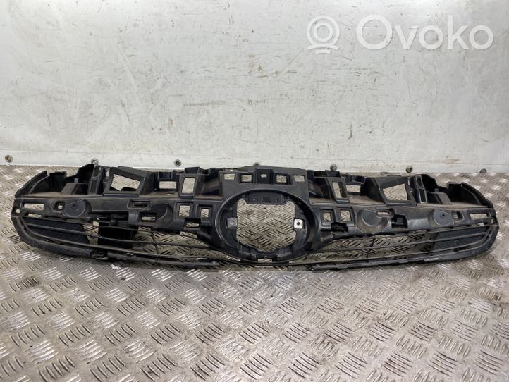 Toyota Prius (XW50) Front bumper upper radiator grill 