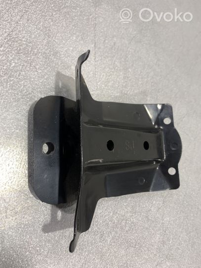 Subaru Forester SK Traverse inférieur support de radiateur 