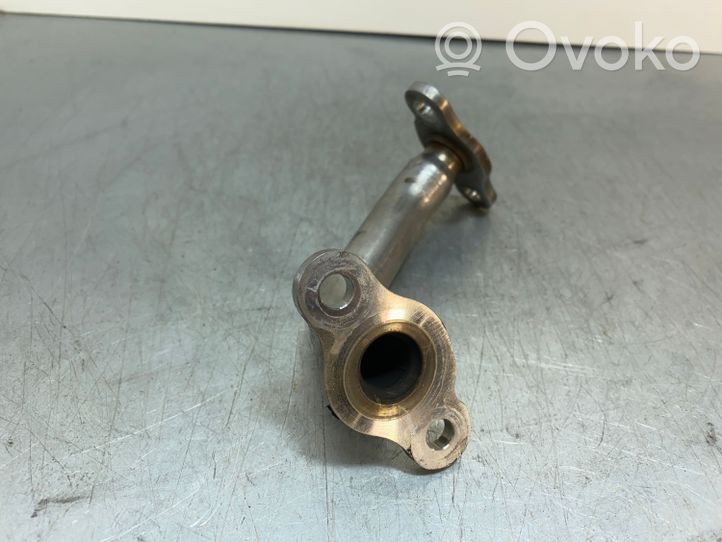 Toyota Prius (XW50) EGR valve line/pipe/hose 