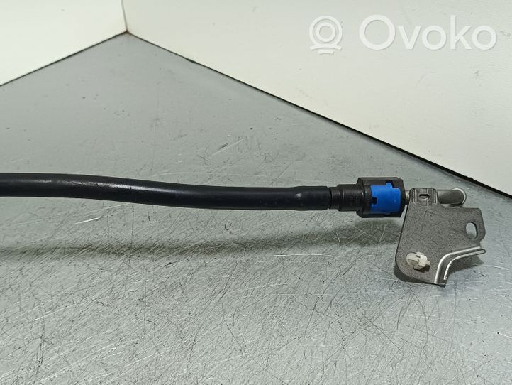 Subaru Forester SK Tuyau d'alimentation conduite de carburant 