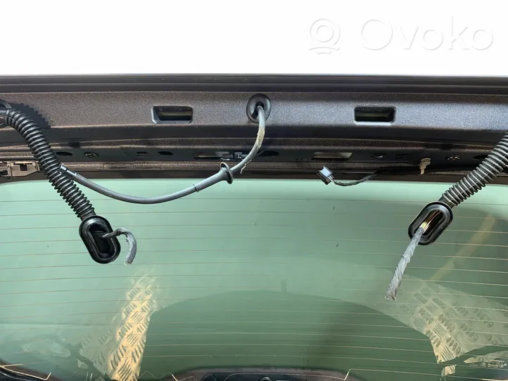 Chrysler Pacifica Tailgate/trunk/boot lid 