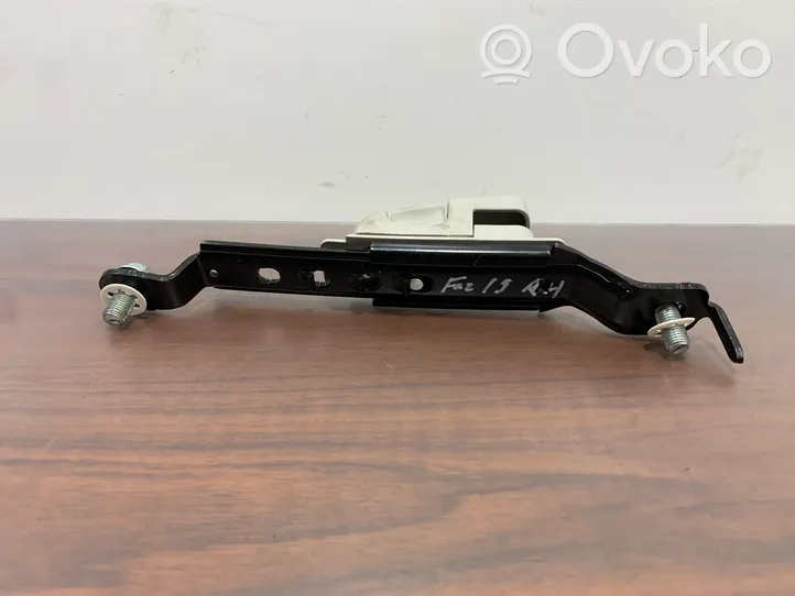 Subaru Forester SK Rail de réglage hauteur de ceinture de sécurité 