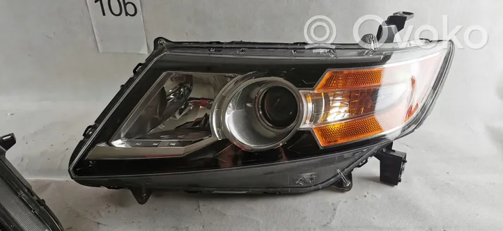 Honda Odyssey Lampy przednie / Komplet 