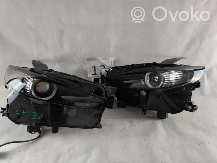 Mazda CX-30 Faro diurno con luce led DFR7-51030