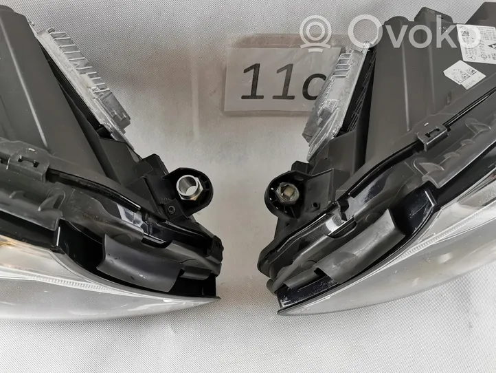 Mercedes-Benz C W202 Faro diurno con luce led A2059067905