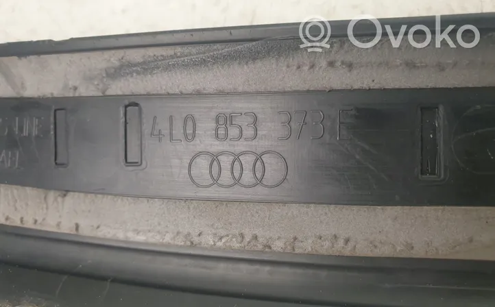 Audi Q7 4L Priekinio slenksčio apdaila (vidinė) 4L0853373E