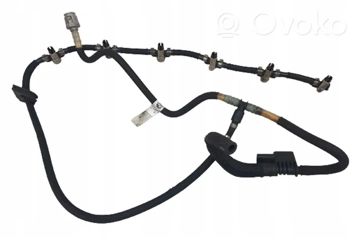 BMW 5 GT F07 Tuyau d'alimentation conduite de carburant 7799998