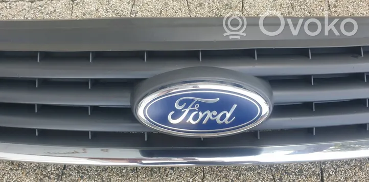 Ford Kuga I Grille calandre supérieure de pare-chocs avant 8V418200AC