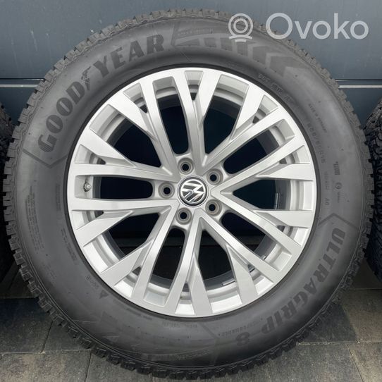 Volkswagen Touareg III Cerchione in lega R18 760601025H