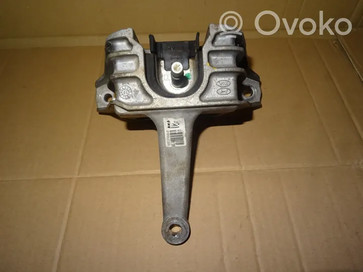 KIA Xceed Dzinēja spilvens 21810J7200