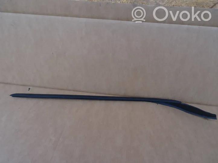 Volvo XC60 Supporto di montaggio del parafango 32216112