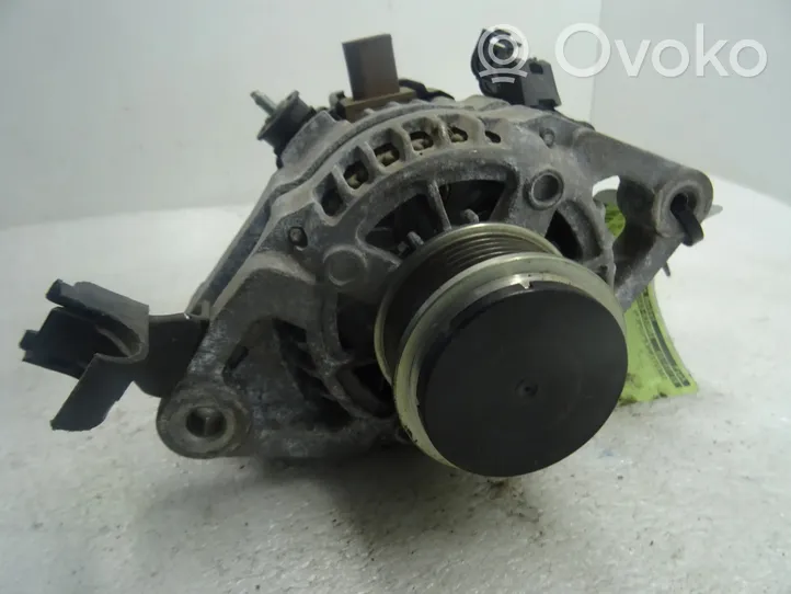 Toyota Yaris Generatore/alternatore 