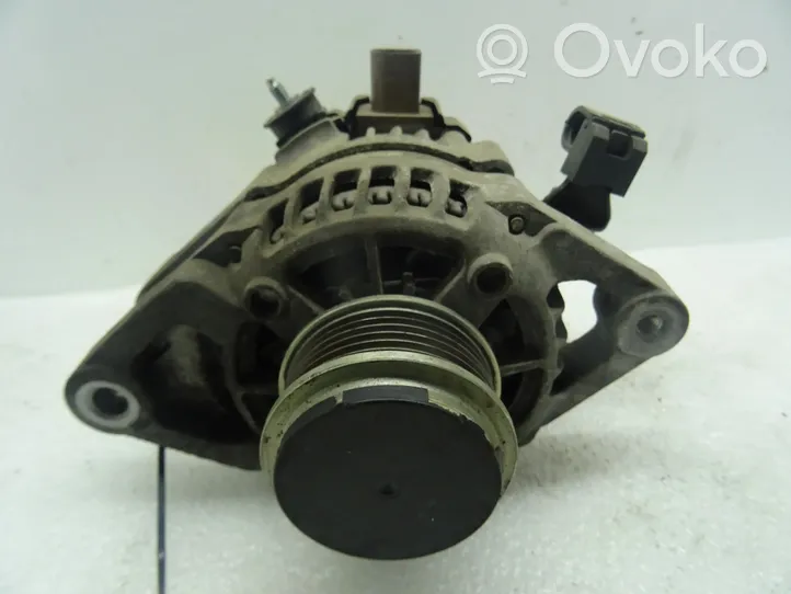 Toyota Yaris Generatore/alternatore 