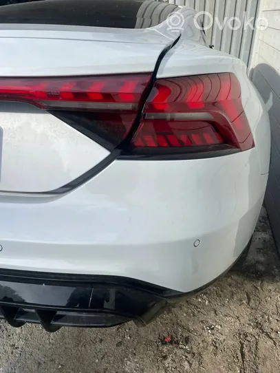 Audi E-tron GT Front piece kit 