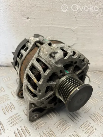 Renault Captur Alternator 231006677R