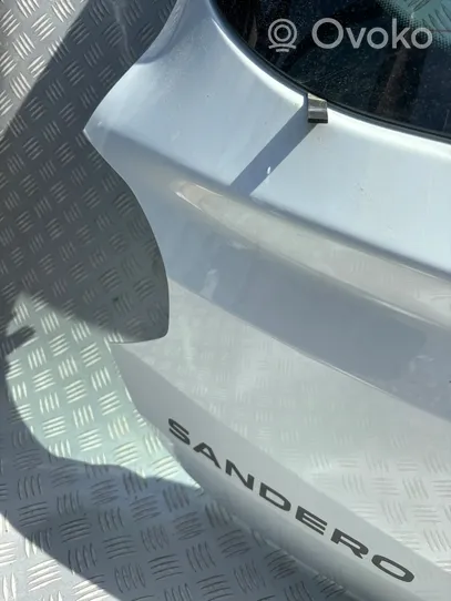 Dacia Sandero III Tylna klapa bagażnika DACIASANDEROIII3