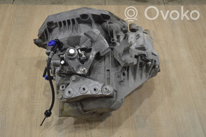 Chevrolet Captiva Mechaninė 7 pavarų dėžė S180