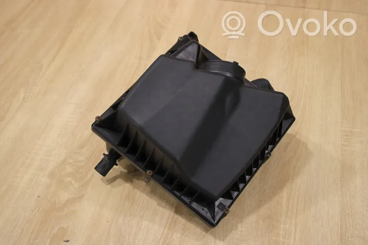 Opel Cascada Air filter box cover 