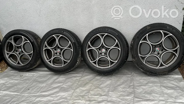 Alfa Romeo Stelvio R19 alloy rim 