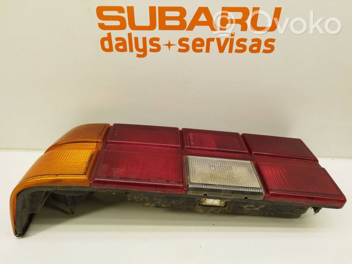 Subaru Leone 1800 Luci posteriori 22020282