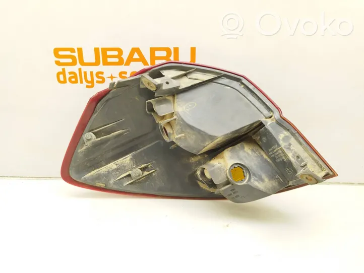 Subaru Outback Aizmugurējais lukturis virsbūvē 22020792