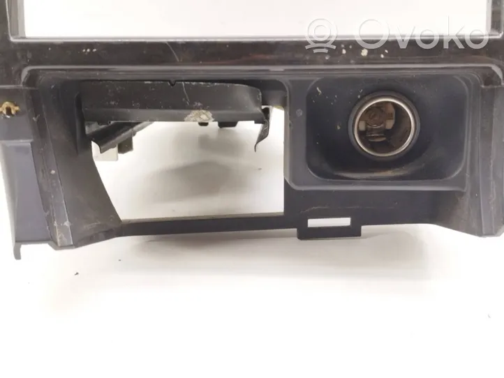 Subaru Legacy Panneau de garniture console centrale 