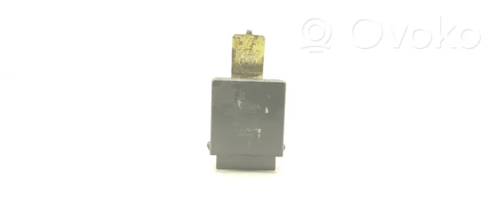 Subaru Forester SF Window wiper relay RK0098