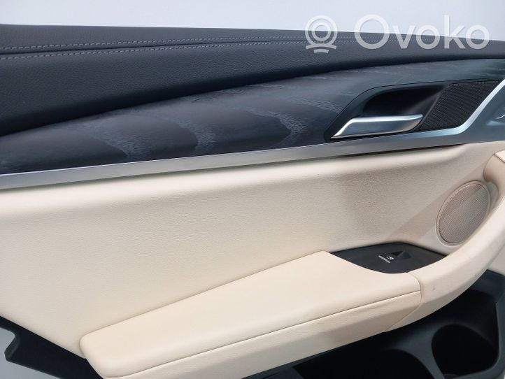 BMW X4 G02 Coupe-mallin takaosan koristelista 