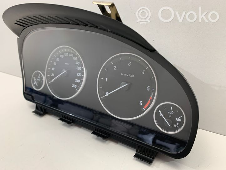 BMW X5 F15 Geschwindigkeitsmesser Cockpit 9348714