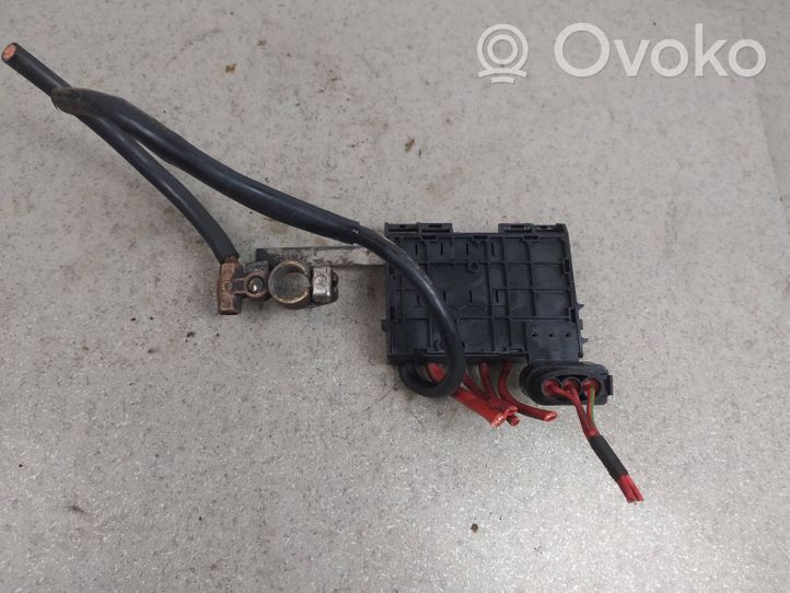 Volkswagen Golf IV Câble de batterie positif 