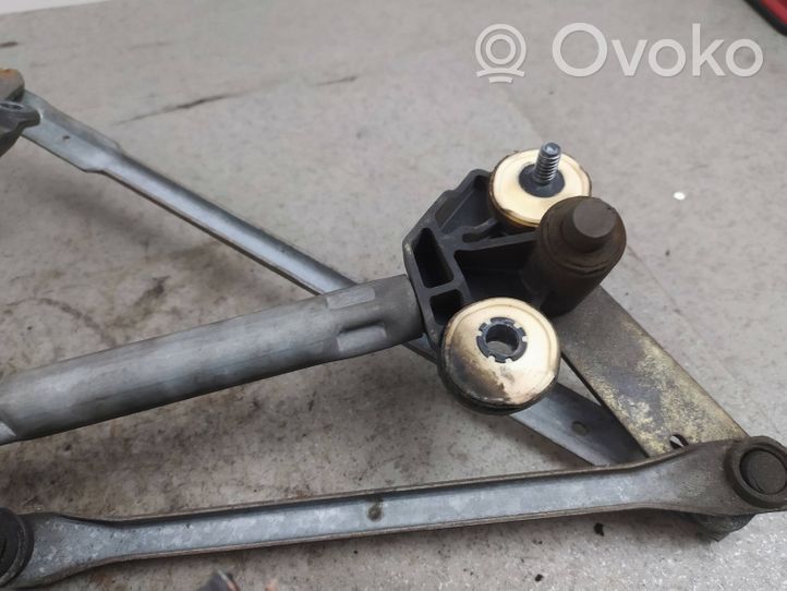 Dodge Caravan Mechanizm i silniczek wycieraczek szyby przedniej / czołowej 24002763