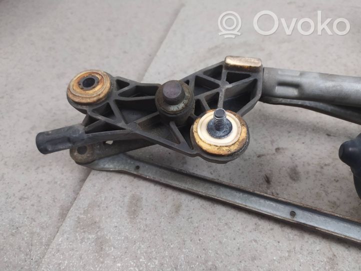 Dodge Caravan Mechanizm i silniczek wycieraczek szyby przedniej / czołowej 24002763