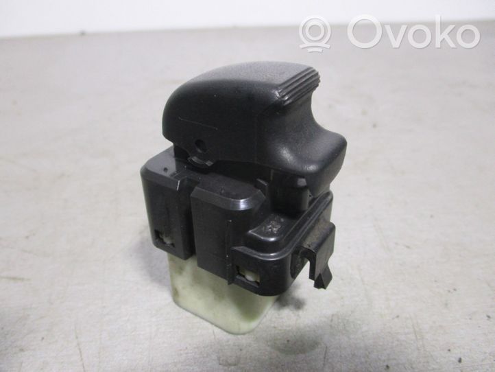 Mitsubishi Space Wagon Electric window control switch 