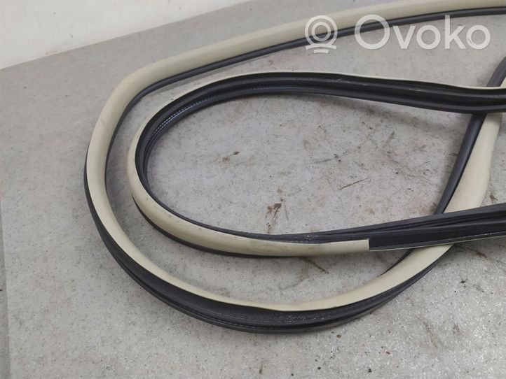 Subaru Legacy Rear door rubber seal (on body) 