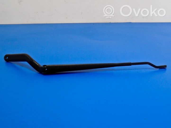 Ford Fusion Front wiper blade arm 