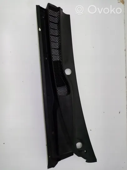 Toyota Yaris Wiper trim 55782-0D010