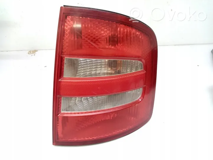 Skoda Fabia Mk1 (6Y) Luci posteriori 6Y9945096