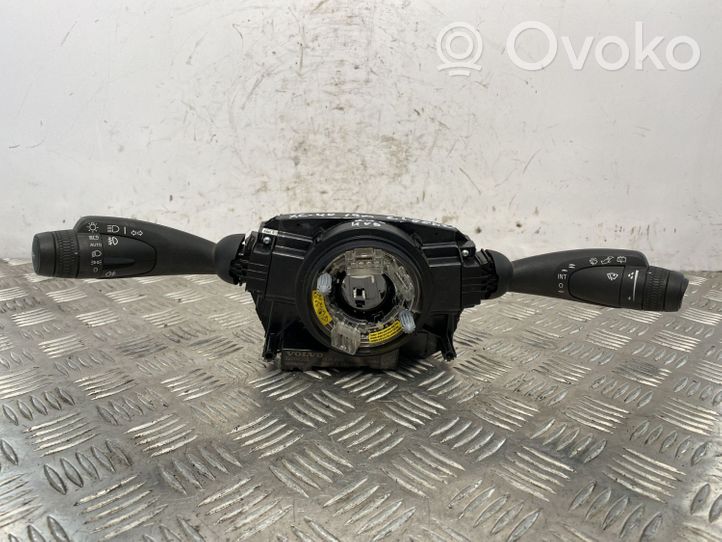 Volvo XC40 Leva indicatori 32266208