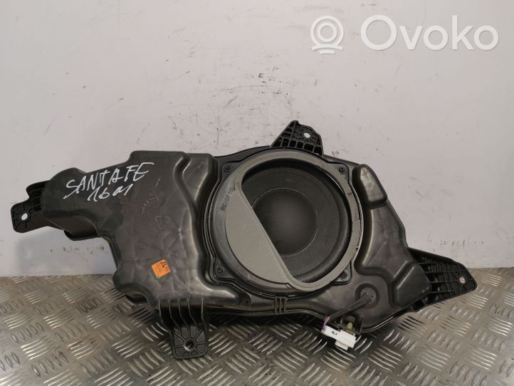 Hyundai Santa Fe Subwoofer altoparlante 963802W200