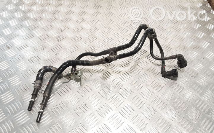 Hyundai Santa Fe Fuel line pipe 314552F620