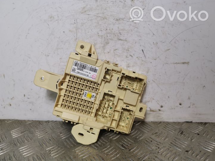 KIA Sorento Module de fusibles 91950C6520