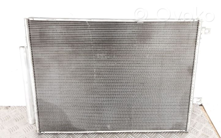 Jeep Cherokee Radiateur condenseur de climatisation 