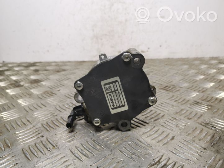 Jeep Cherokee Pompe à vide 05047967AB